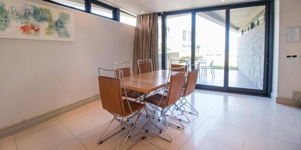 Le Paradise Apartments Hermanus Extérieur photo