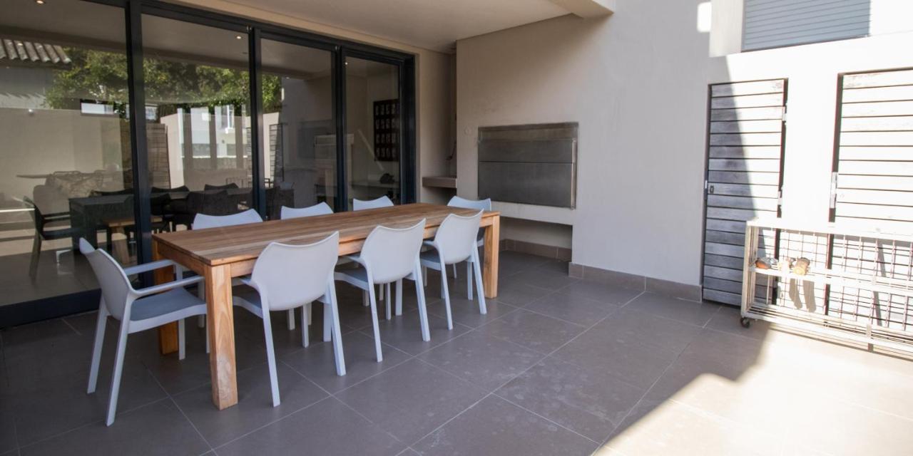 Le Paradise Apartments Hermanus Extérieur photo