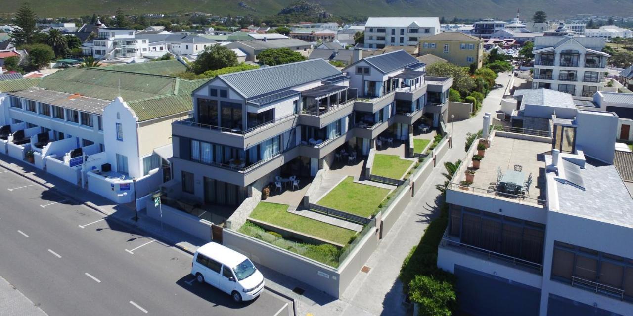 Le Paradise Apartments Hermanus Extérieur photo