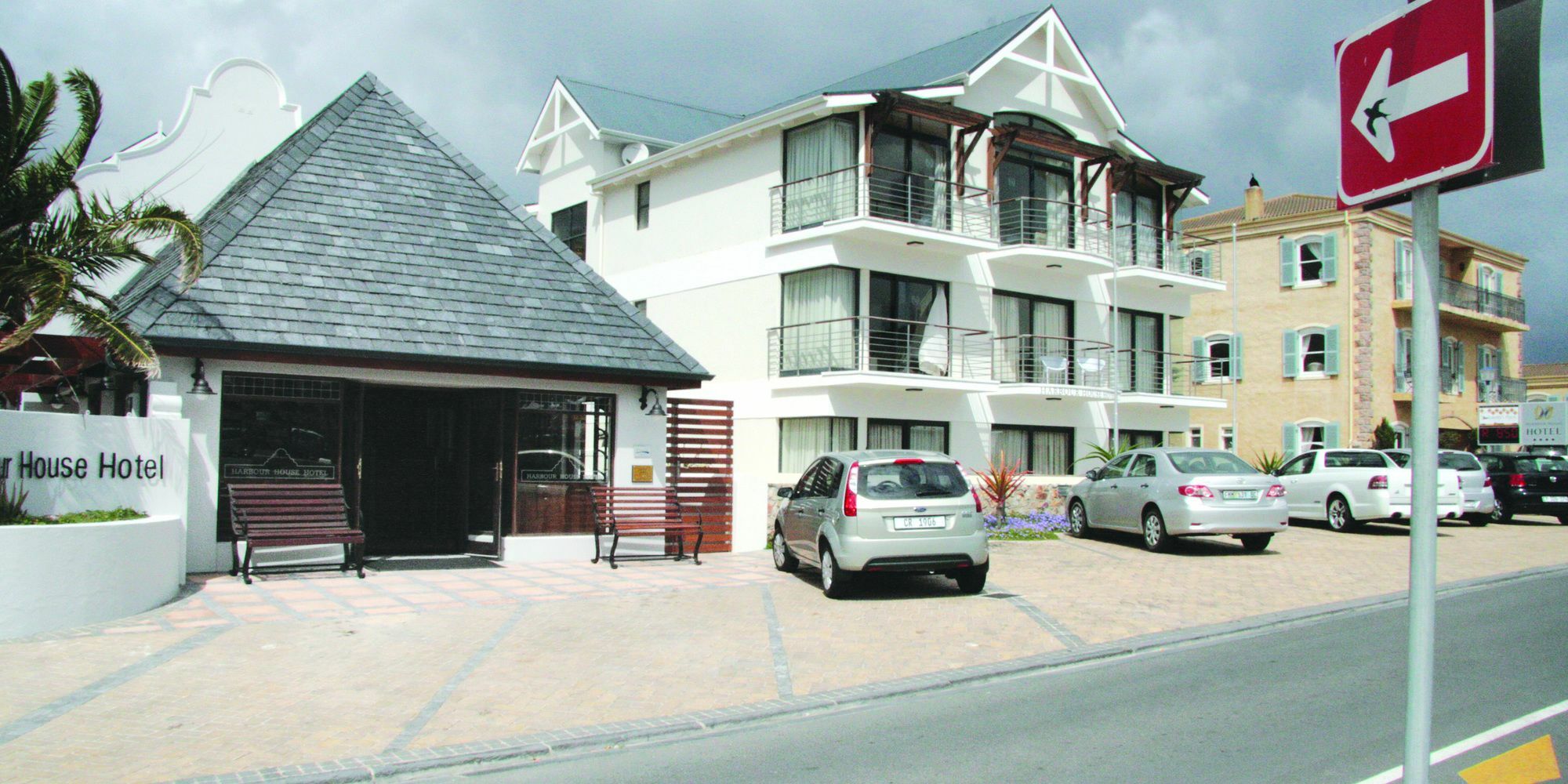 Le Paradise Apartments Hermanus Extérieur photo