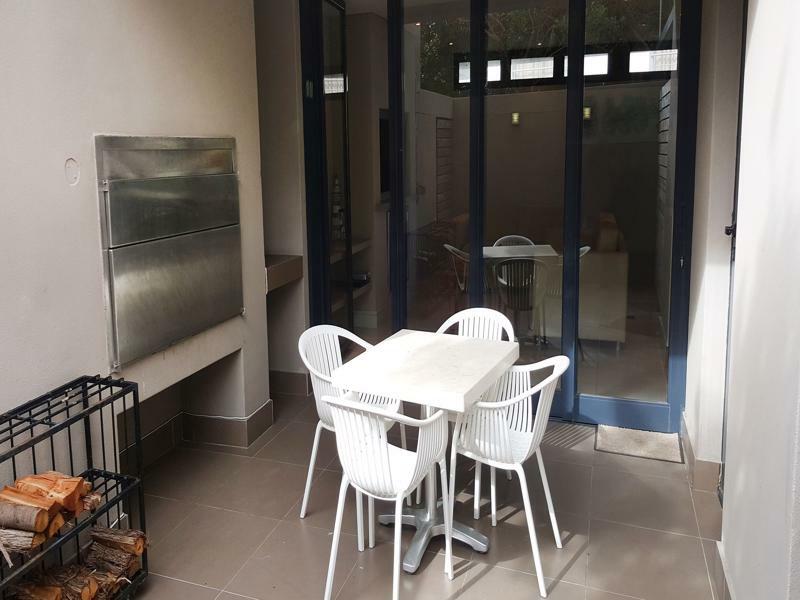 Le Paradise Apartments Hermanus Extérieur photo