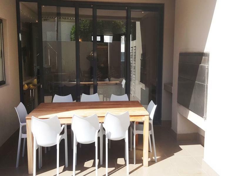 Le Paradise Apartments Hermanus Extérieur photo