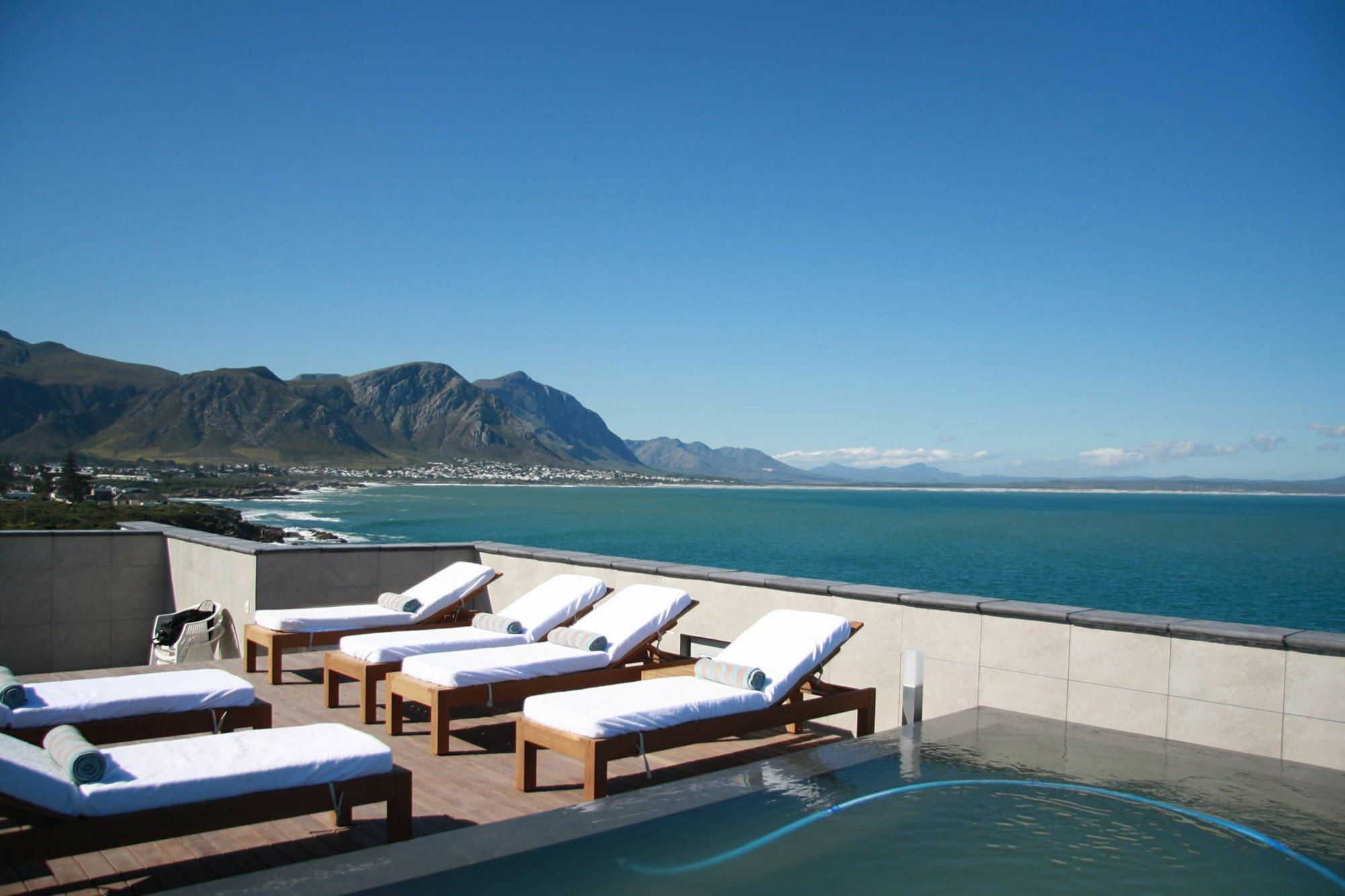 Le Paradise Apartments Hermanus Extérieur photo